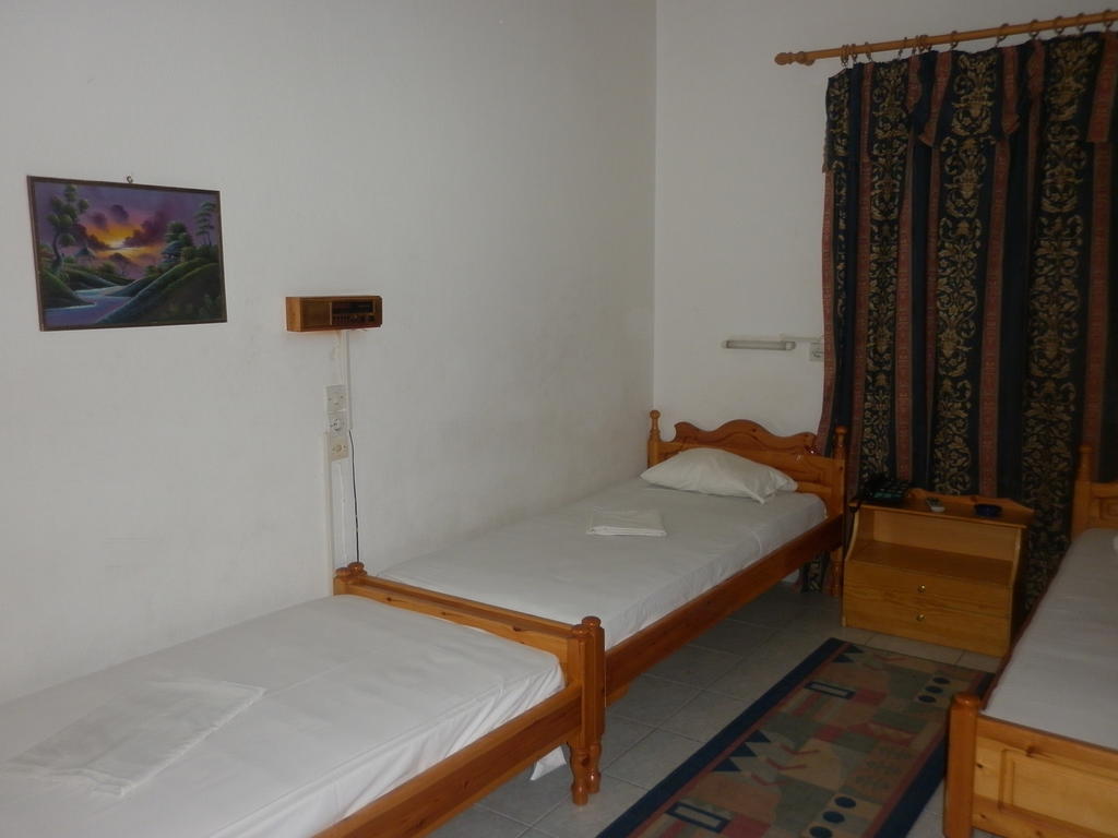 Miramare Hotel Lakkíon Buitenkant foto